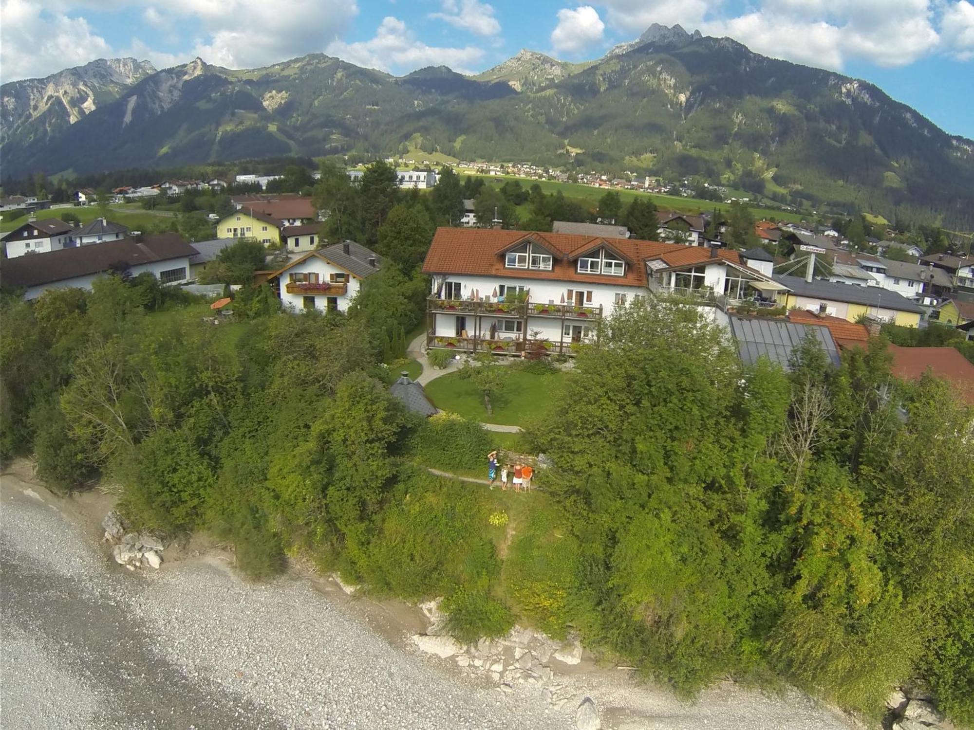 Pension Beim Kruemmling Reutte Kültér fotó