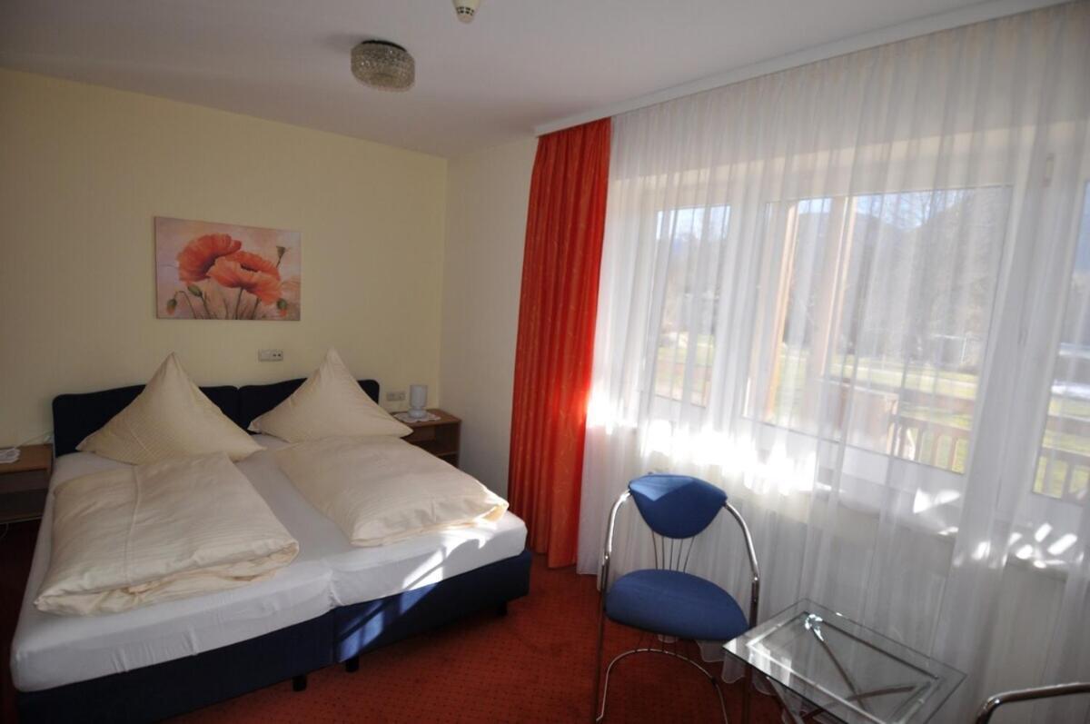 Pension Beim Kruemmling Reutte Szoba fotó